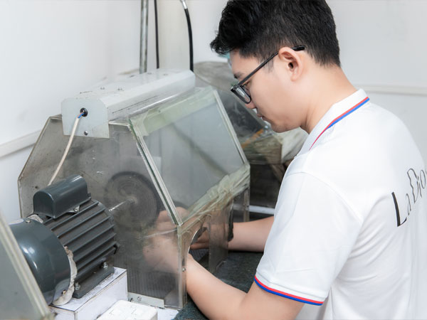 silver jewelry polishing